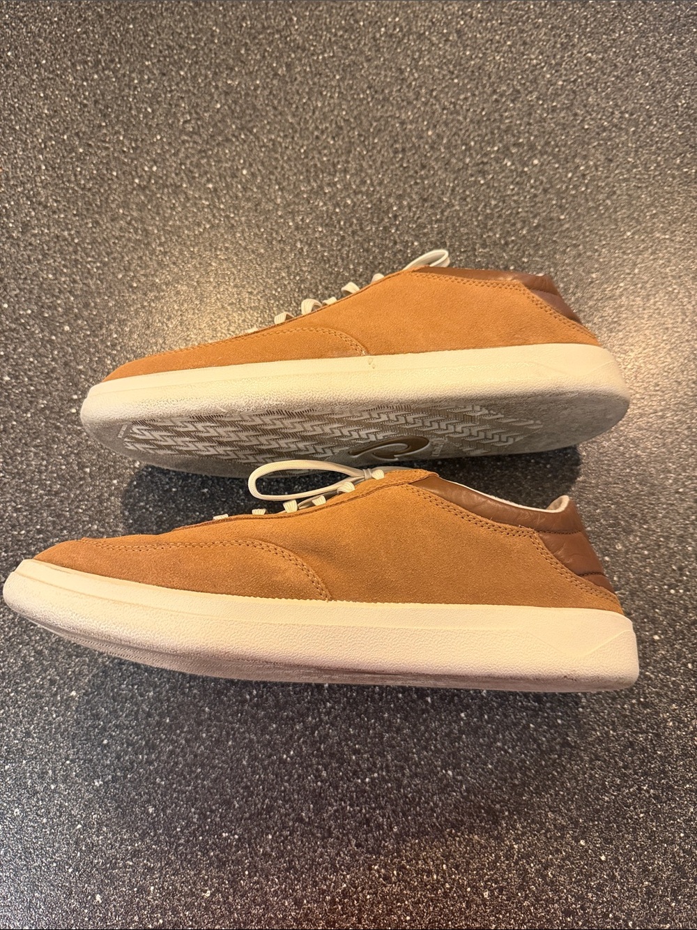 OluKai Men's Punini Suede Sneakers in Tan with Cream Laces - size 10.5 - Picture 4 of 7